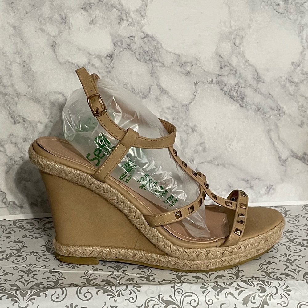 Alexis Harrison studded wedges size 9